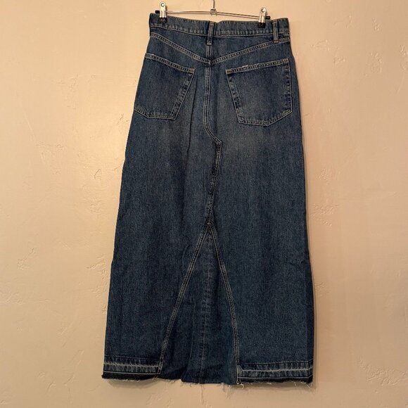 NWOT GAP Maxi Denim Skirt Front Slit Size 28/6 - Picture 3 of 6